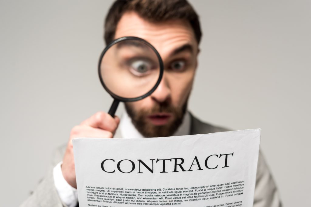 Cláusulas abusivas en contratos de servicios